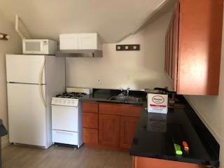418 Cedar Street Property Photo 6
