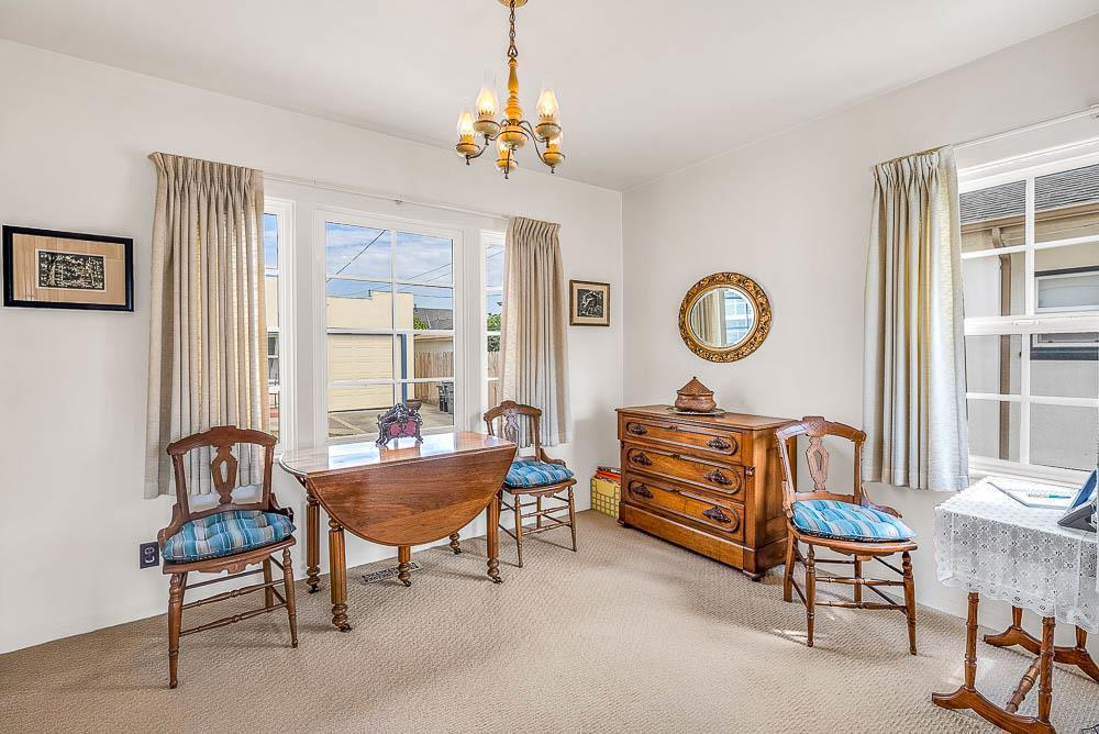 Cayuga Street Property Photo 11