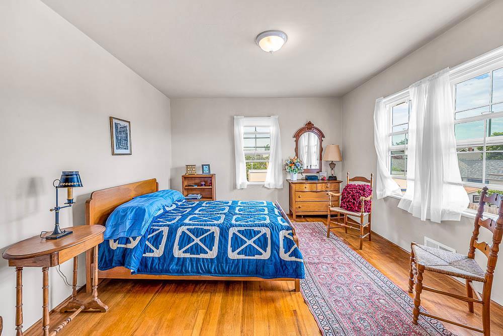 Cayuga Street Property Photo 27