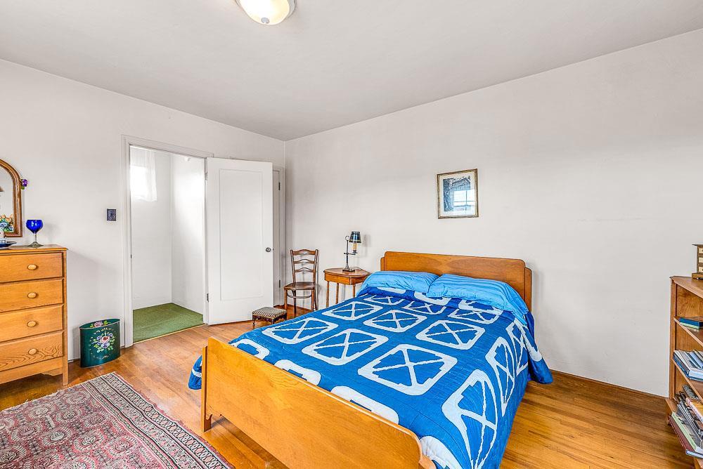 Cayuga Street Property Photo 29