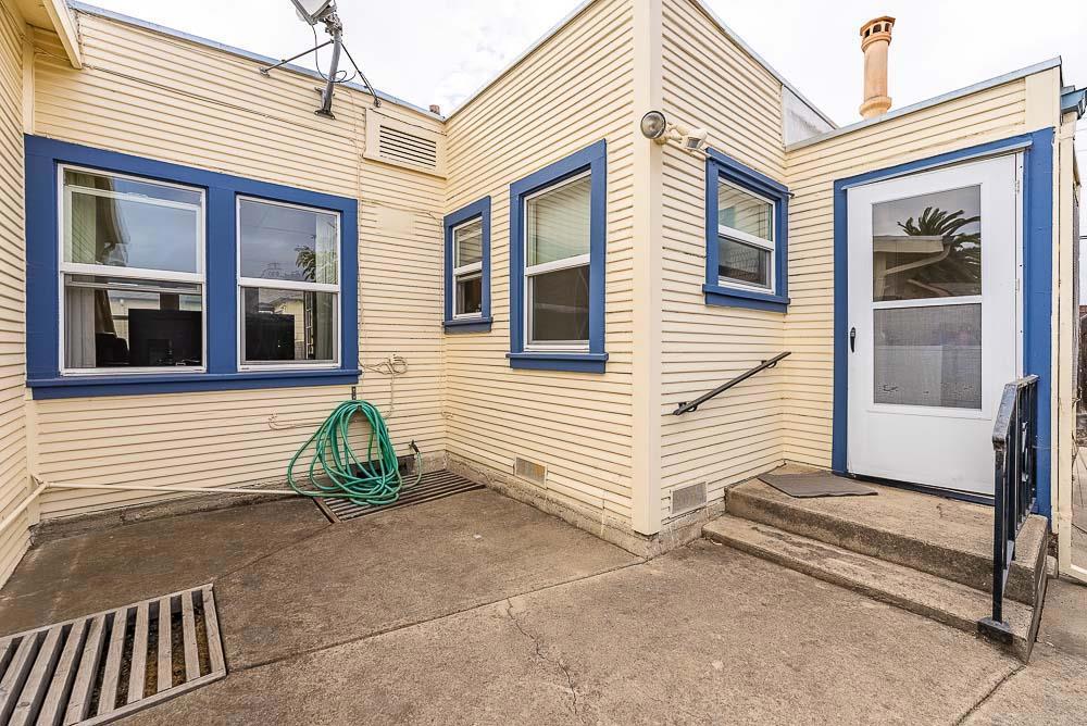 Cayuga Street Property Photo 31
