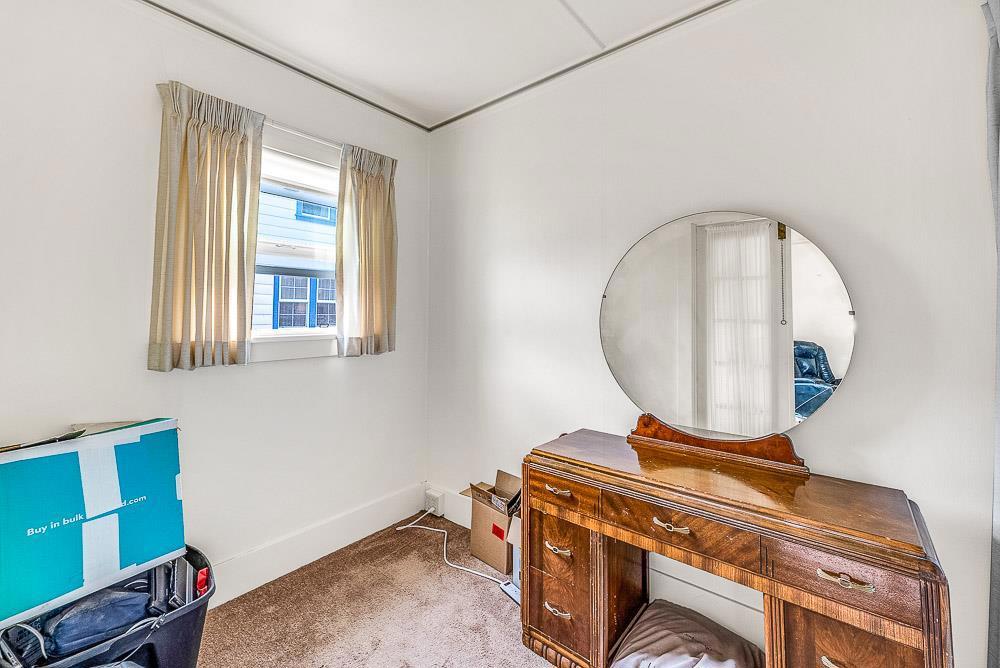 Cayuga Street Property Photo 48