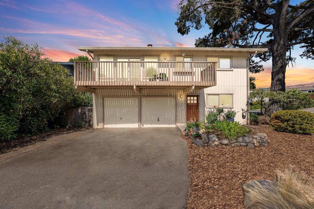1874 Seascape Boulevard Property Photo 1