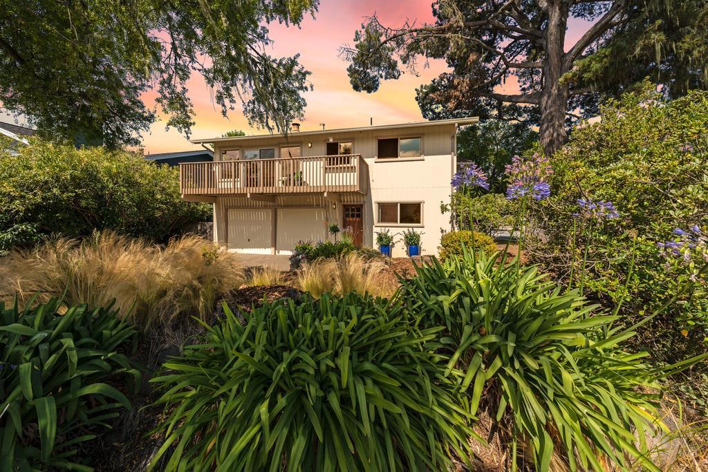 1874 Seascape Boulevard Property Photo 2