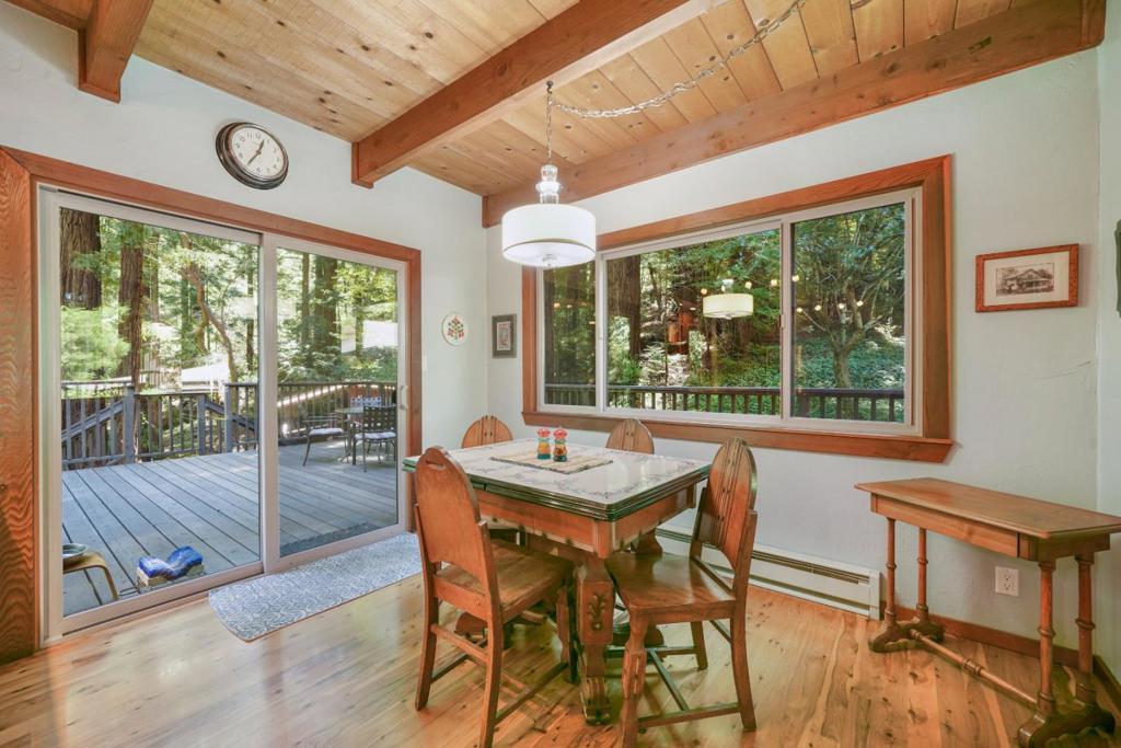17388 Tressel Pass Road Property Photo 21