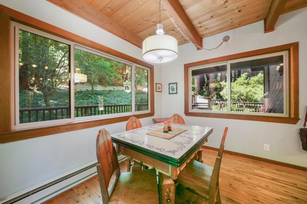 17388 Tressel Pass Road Property Photo 23