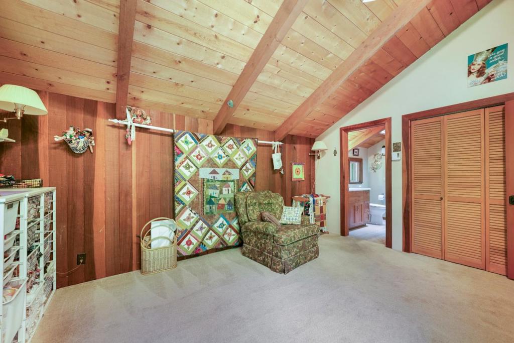 17388 Tressel Pass Road Property Photo 30