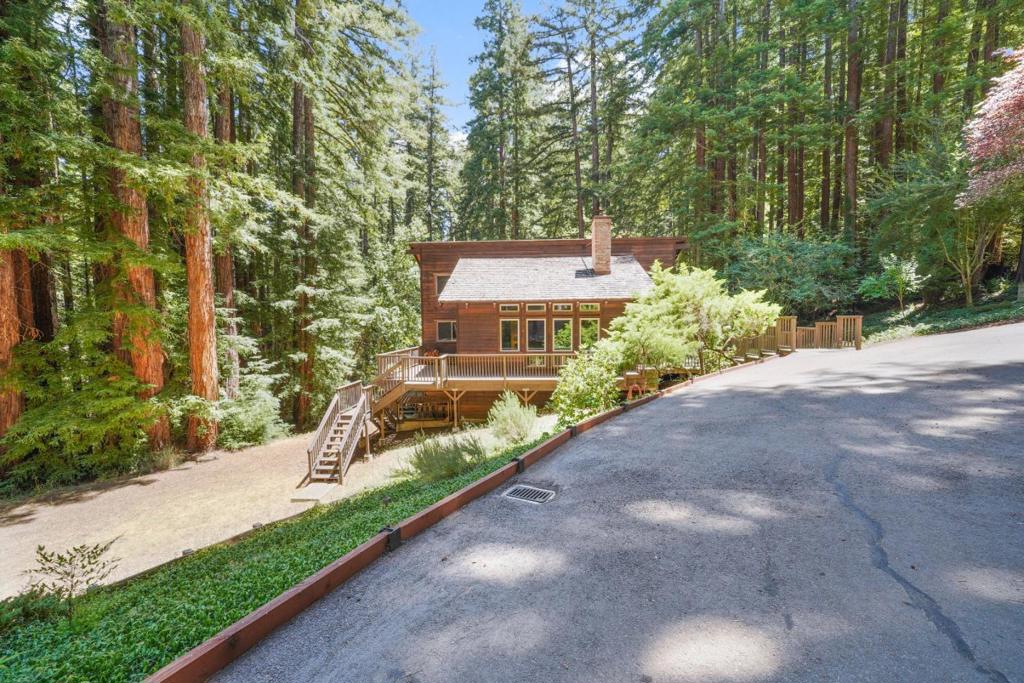 17388 Tressel Pass Road Property Photo 38