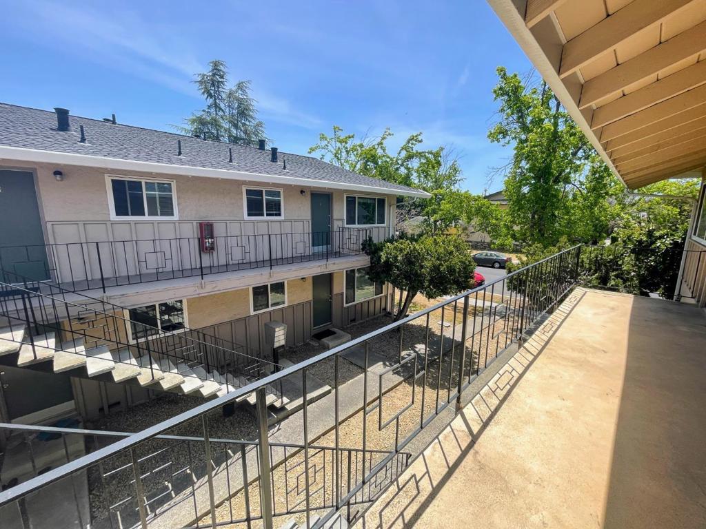 7171 Bark Lane Property Photo 4