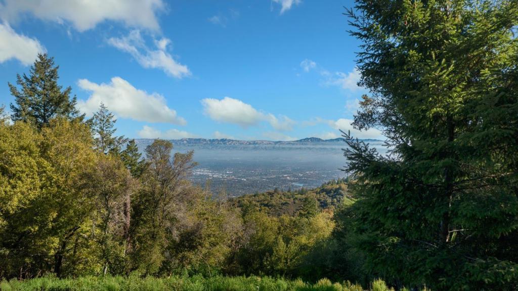 16968 Bohlman Road Property Photo 2