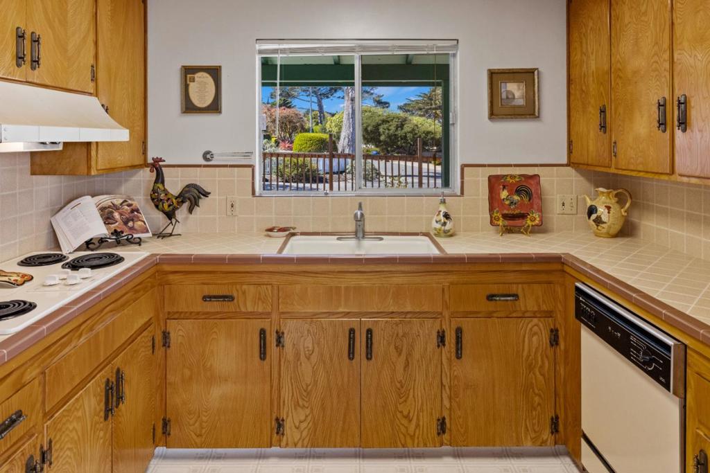 1186 Jewell Avenue Property Photo 15