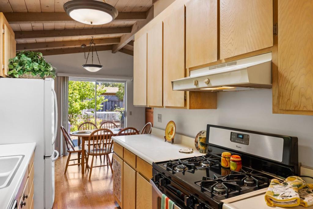 1186 Jewell Avenue Property Photo 37