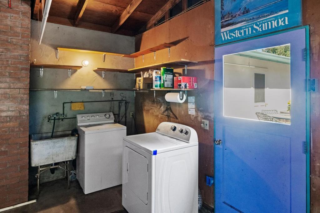 1186 Jewell Avenue Property Photo 48
