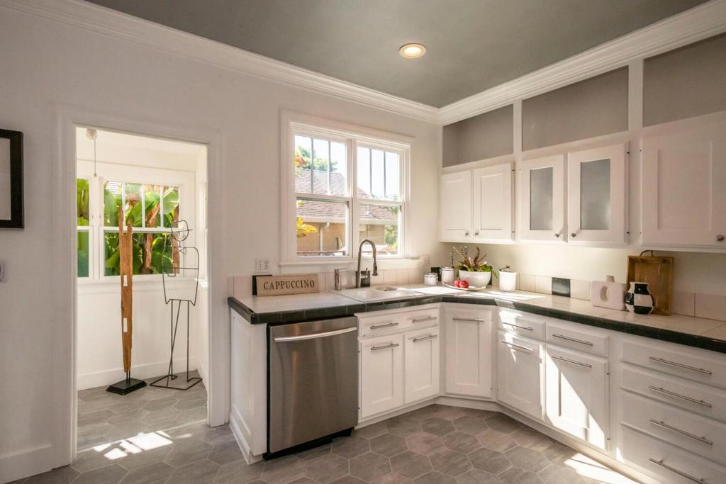 1301 Maple Street Property Photo 17
