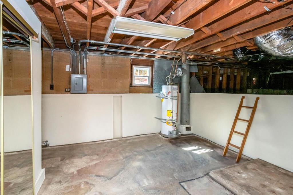 1301 Maple Street Property Photo 25