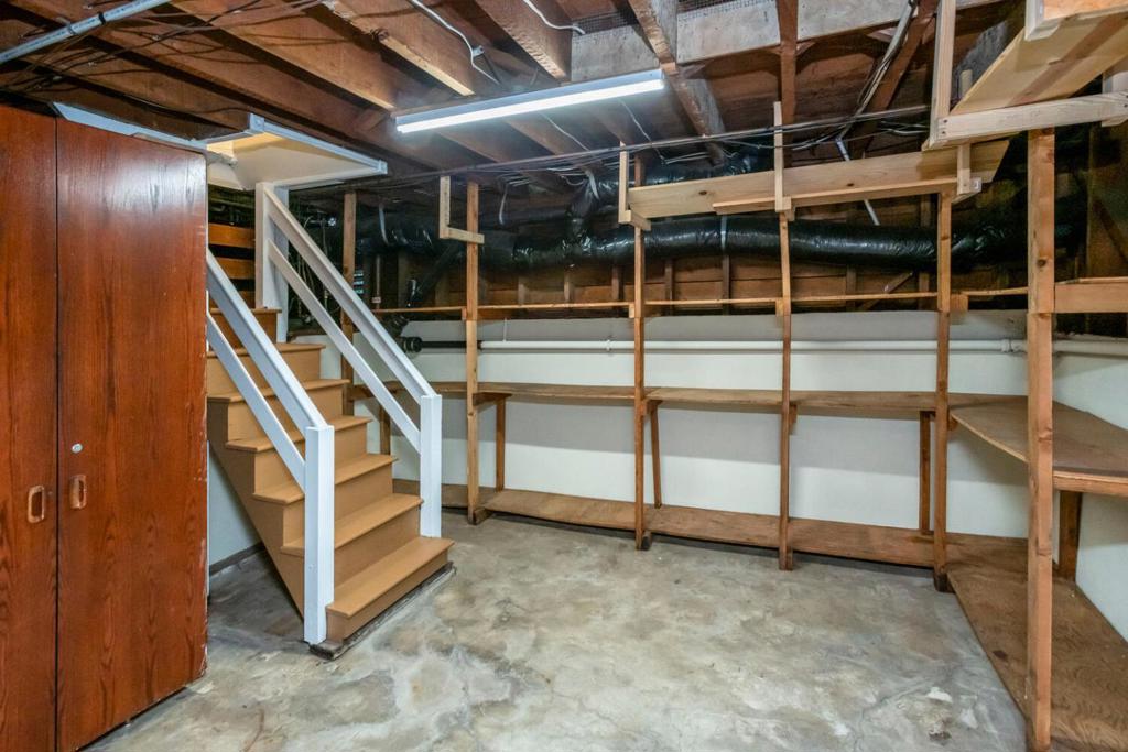 1301 Maple Street Property Photo 26