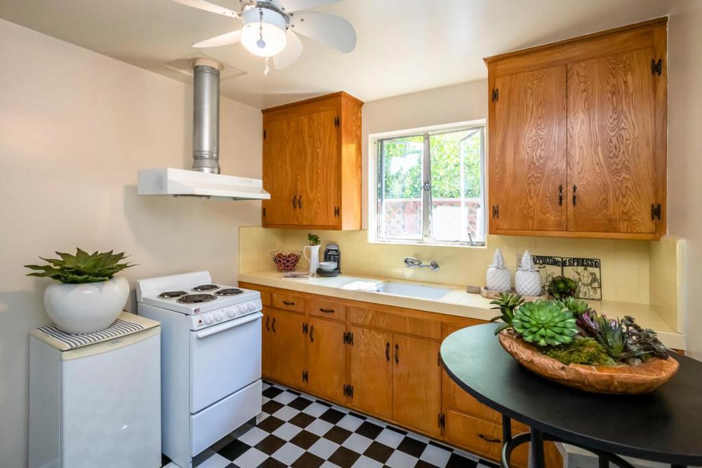 1301 Maple Street Property Photo 36