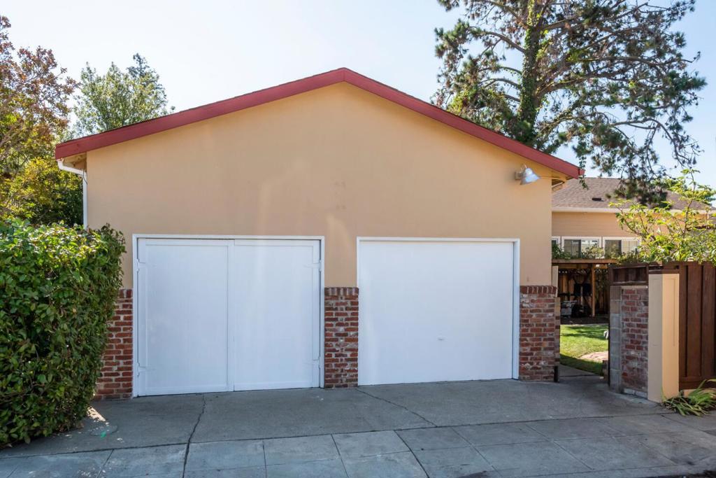 1301 Maple Street Property Photo 40