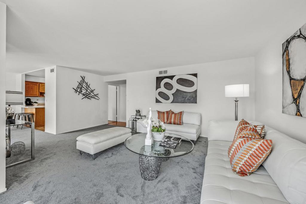 Oxford Lane Property Photo 5