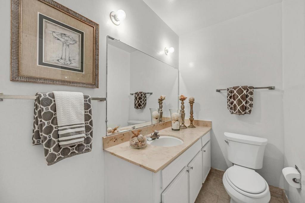 Oxford Lane Property Photo 18