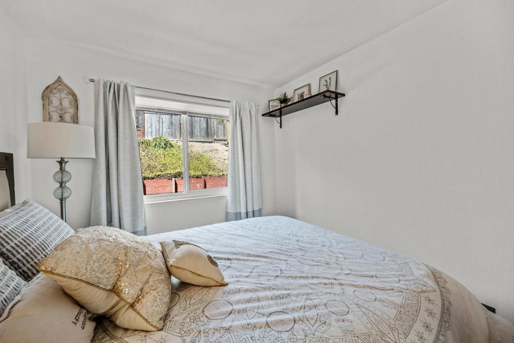 Oxford Lane Property Photo 37