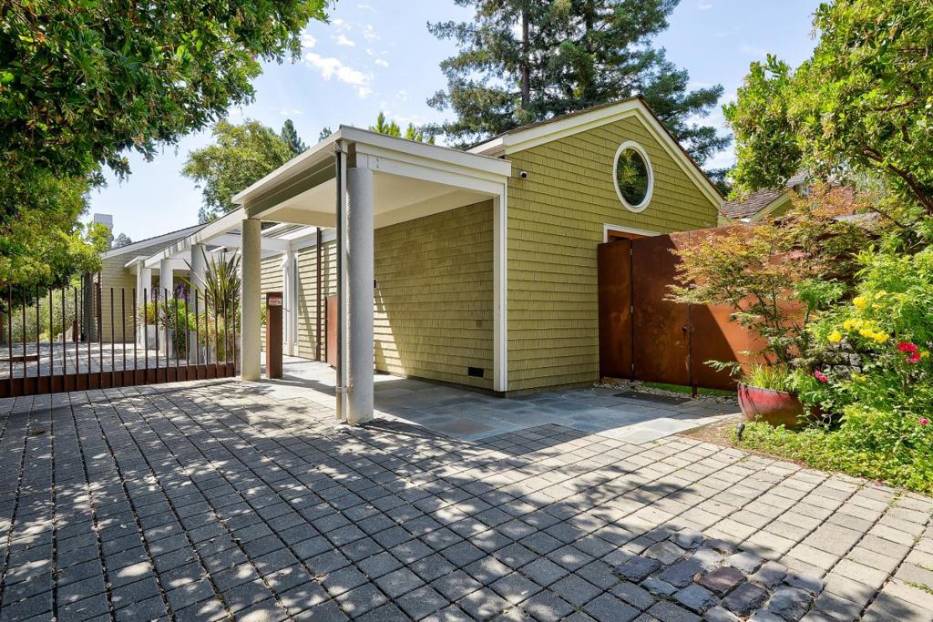 848 Nash Road Property Photo 2