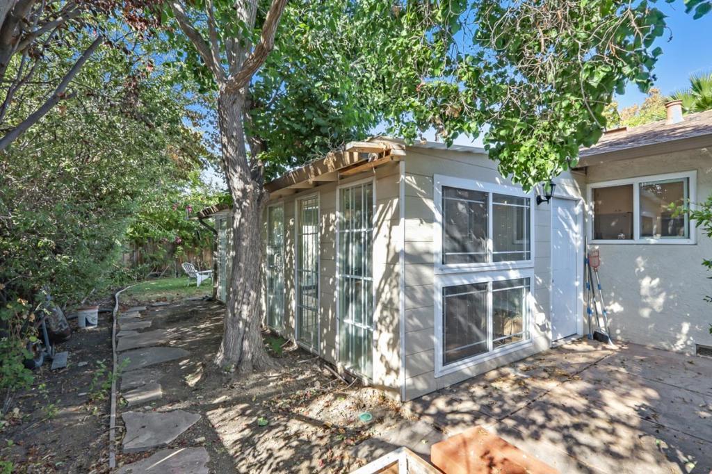 931 Miller Avenue Property Photo 31