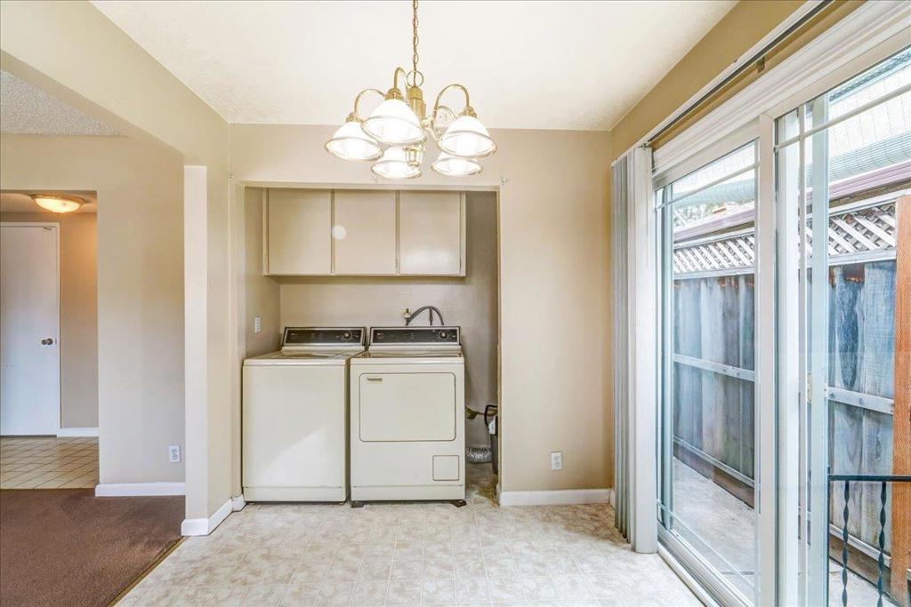5523 Thornwood Drive Property Photo 14