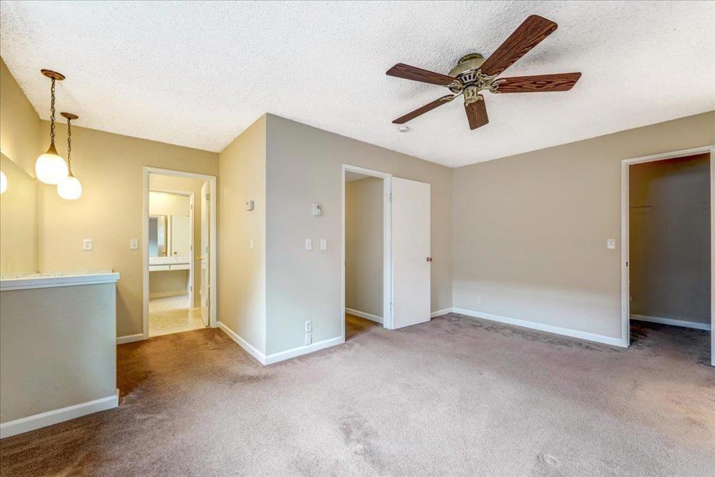 5523 Thornwood Drive Property Photo 24
