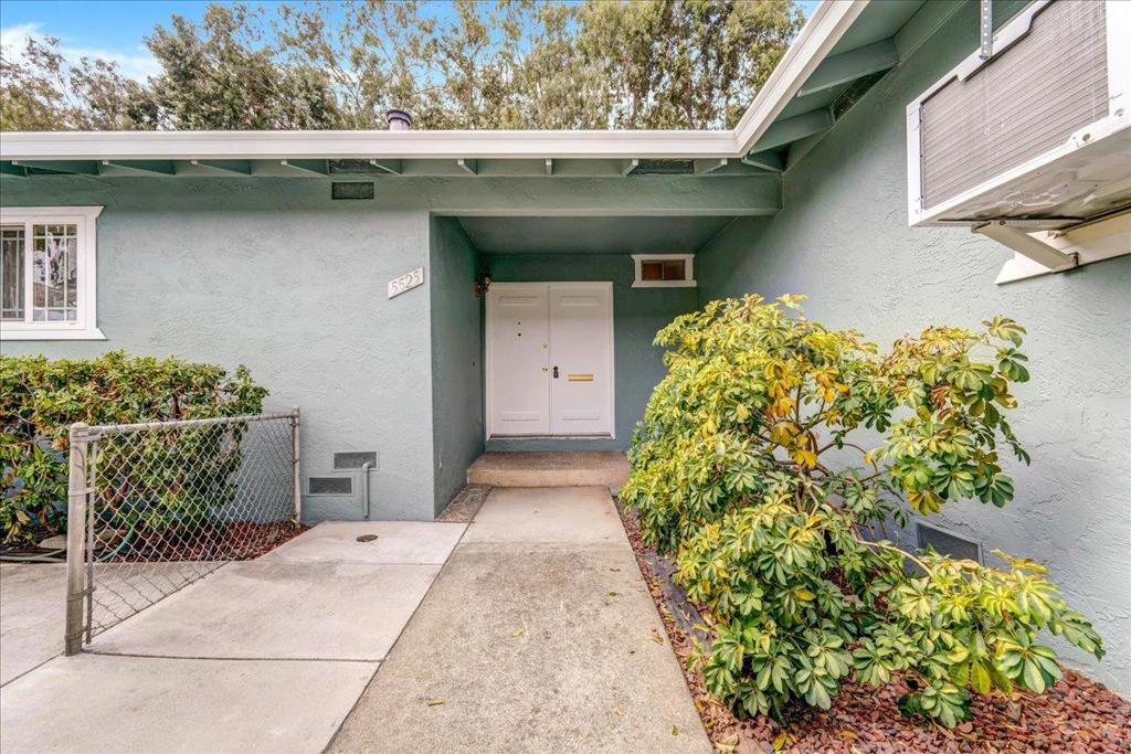 5523 Thornwood Drive Property Photo 31