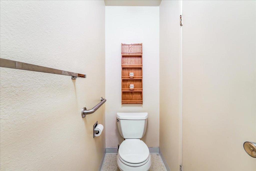 5523 Thornwood Drive Property Photo 67