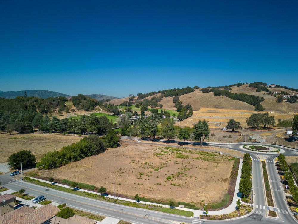 0 Hecker Pass Property Photo 1