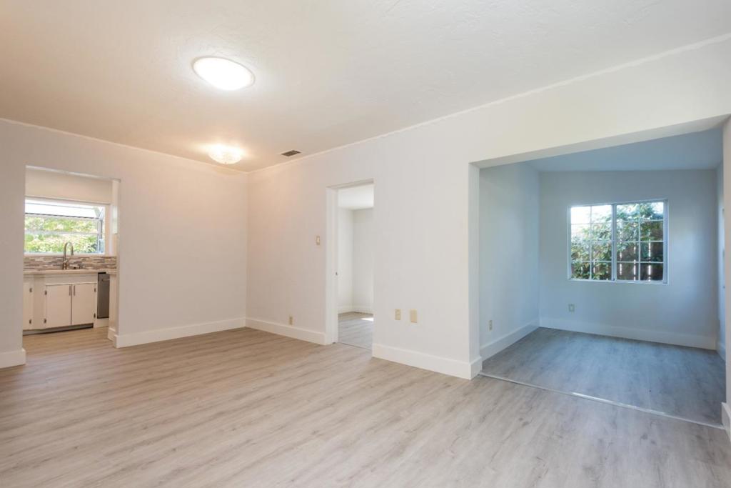 831 Canyon Road Property Photo 3