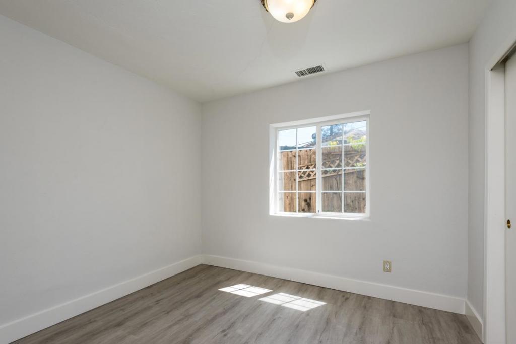 831 Canyon Road Property Photo 10