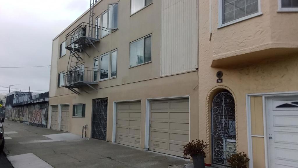 5625 Mission Street Property Photo 15