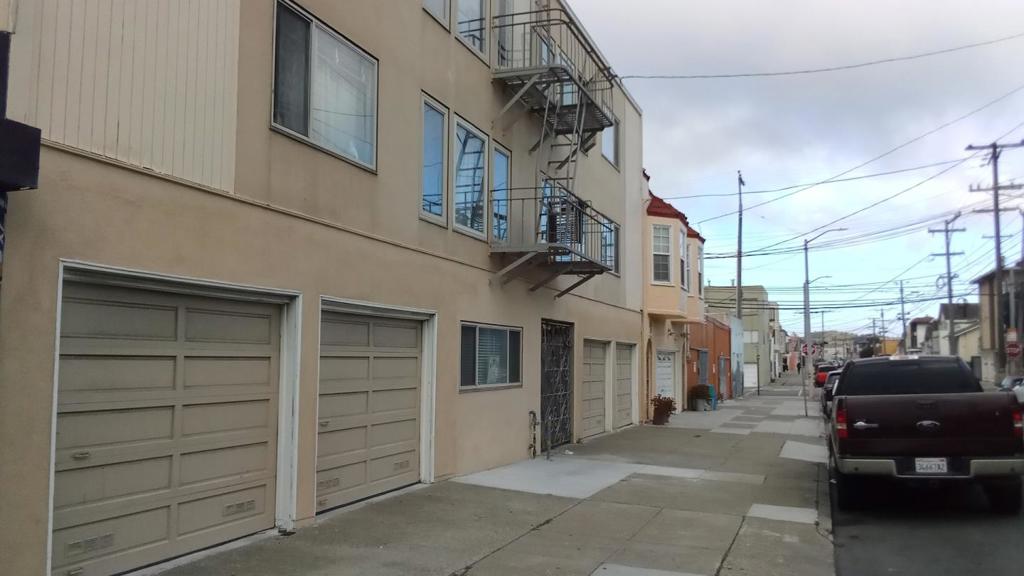 5625 Mission Street Property Photo 45