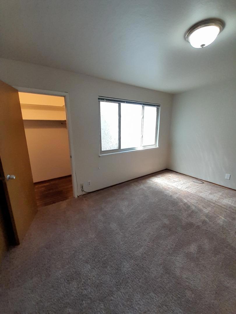 5625 Mission Street Property Photo 54