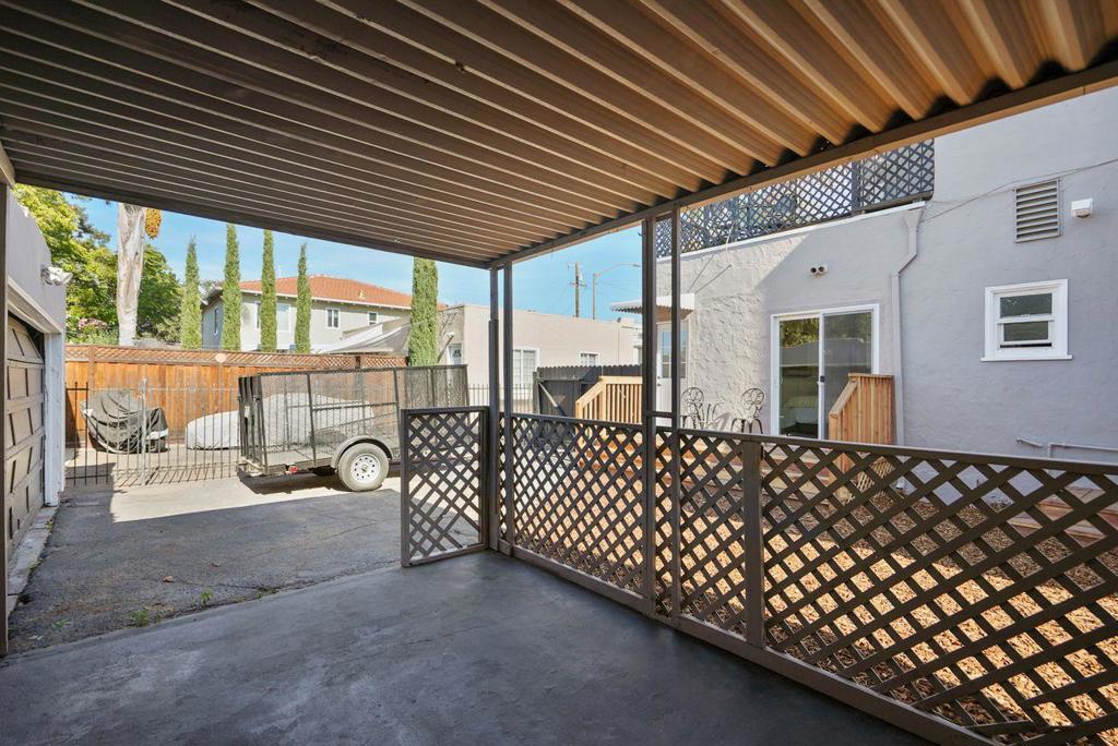 Harrison Avenue Property Photo 30