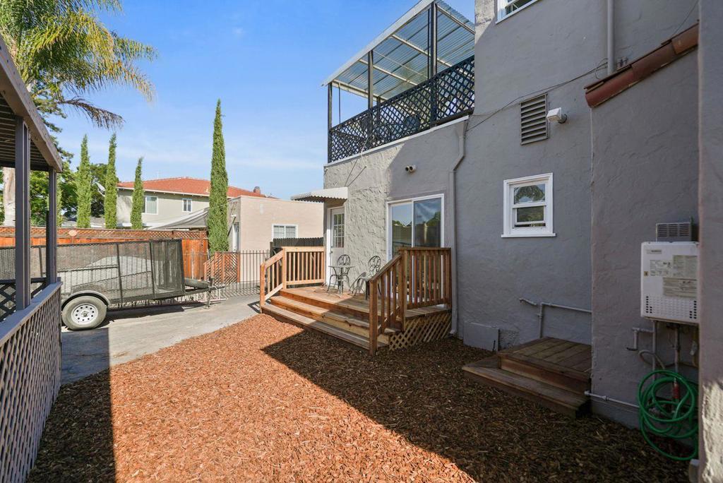 Harrison Avenue Property Photo 32