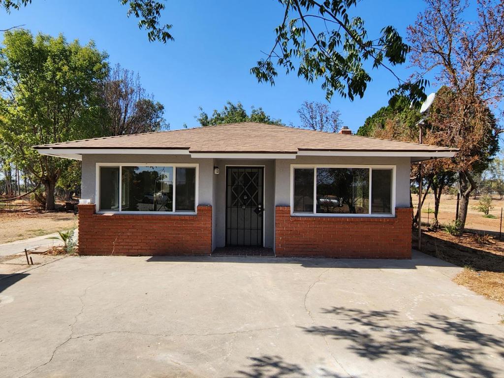 8831 E Herndon Avenue Property Photo 15
