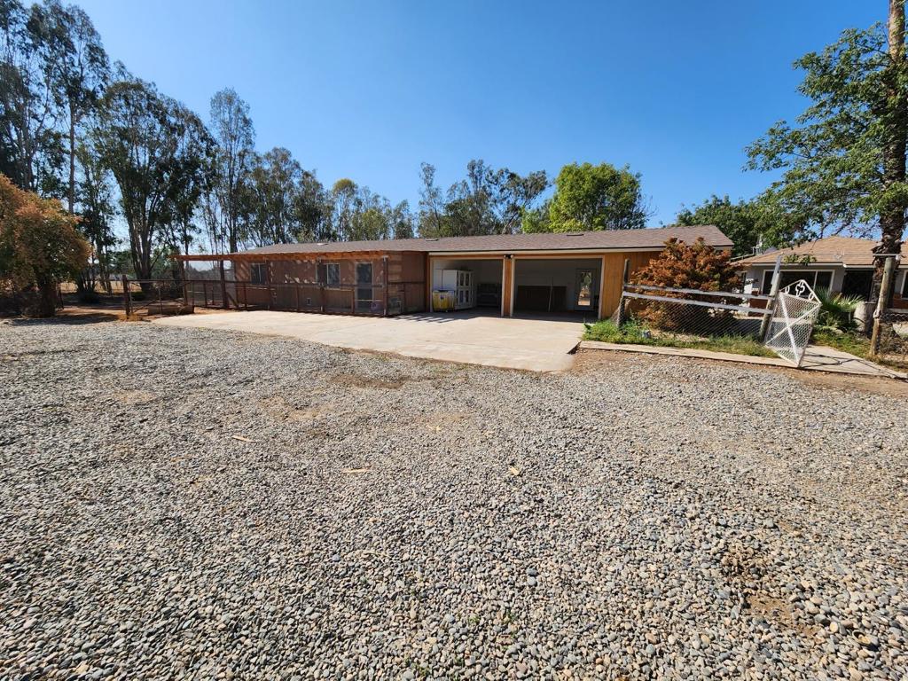 8831 E Herndon Avenue Property Photo 16