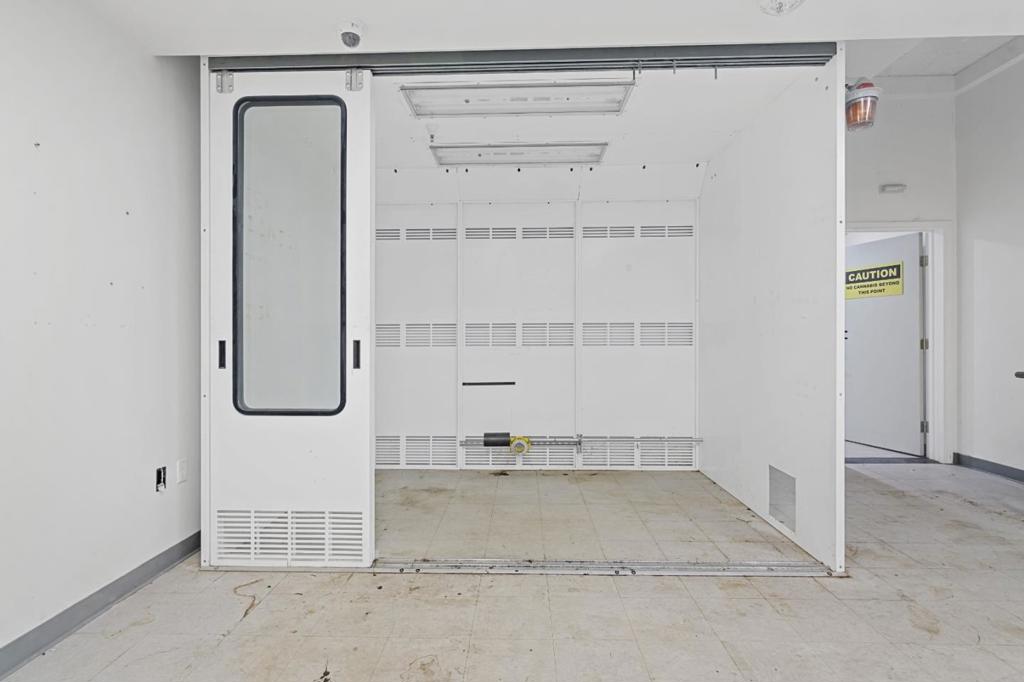 101 Airport Road Property Photo 9