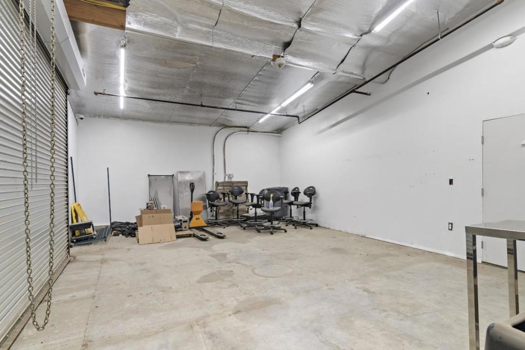 101 Airport Road Property Photo 12