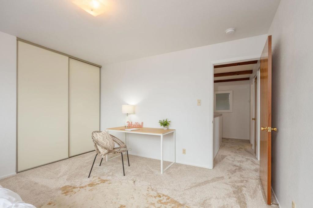 Spruce Street Property Photo 14
