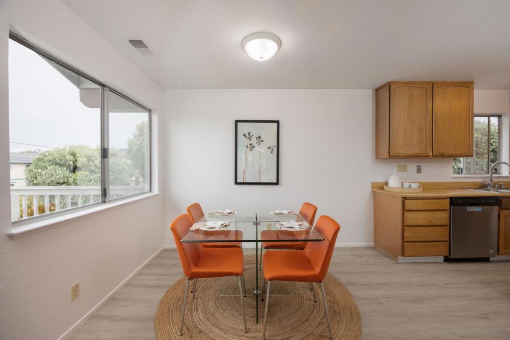 Spruce Street Property Photo 24