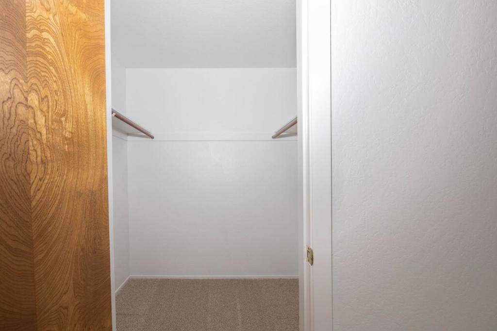 Spruce Street Property Photo 33