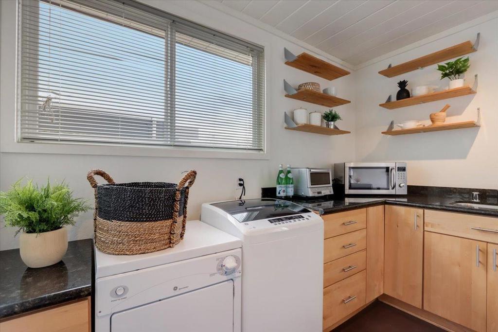 3391 Thomas Drive Property Photo 26