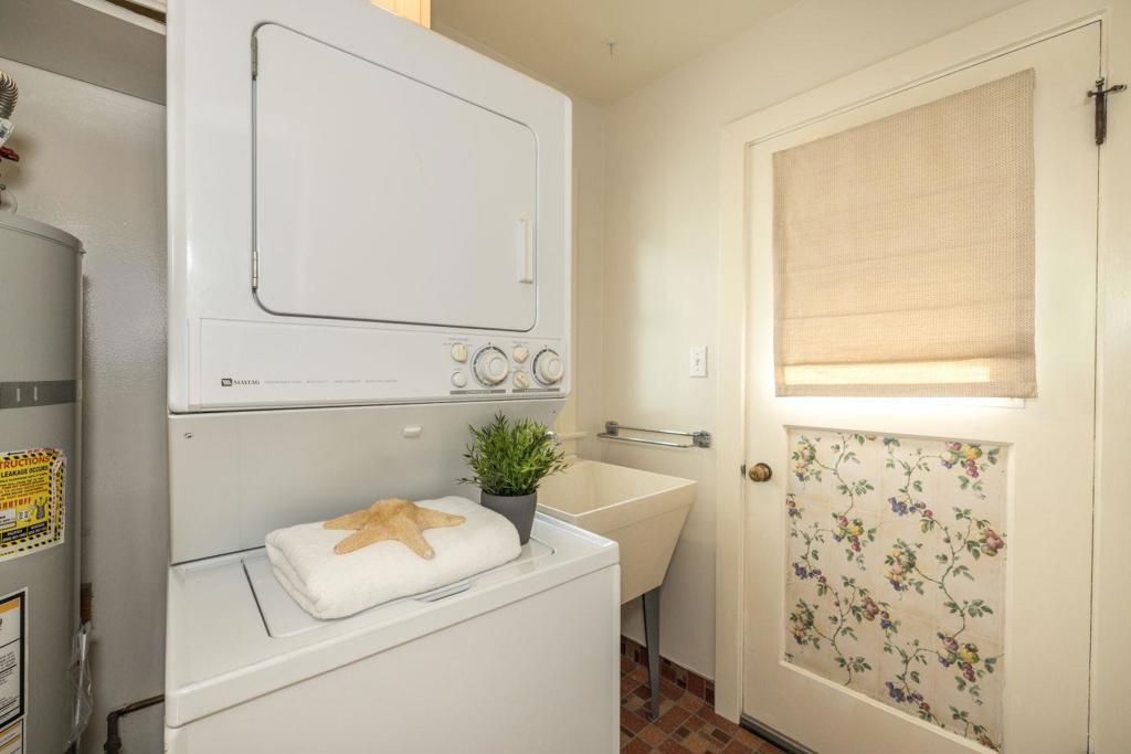 453 King Street Property Photo 19