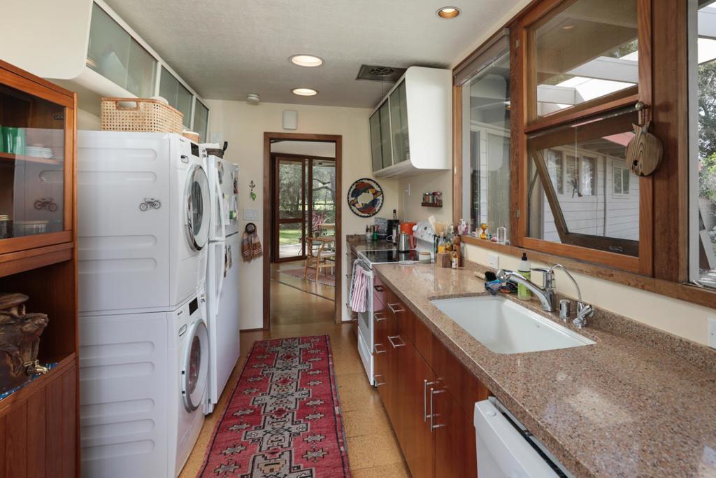 3618 Laguna Avenue Property Photo 9