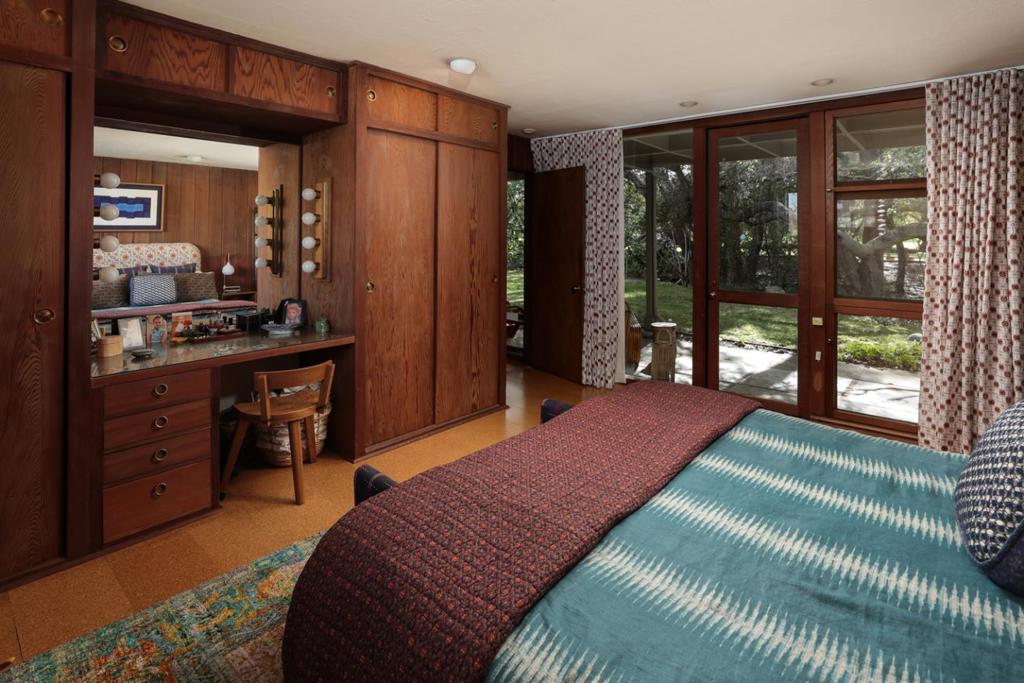 3618 Laguna Avenue Property Photo 12